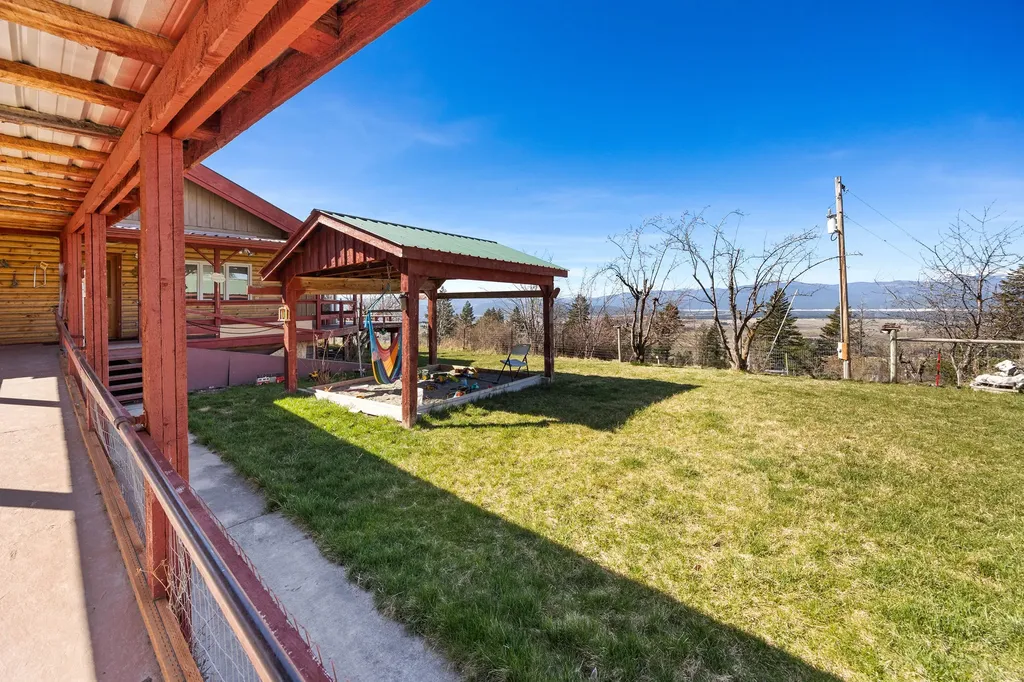 784 Pluid Road Eureka MT 59917