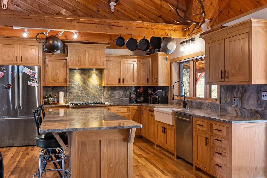784 Pluid Road Eureka MT 59917