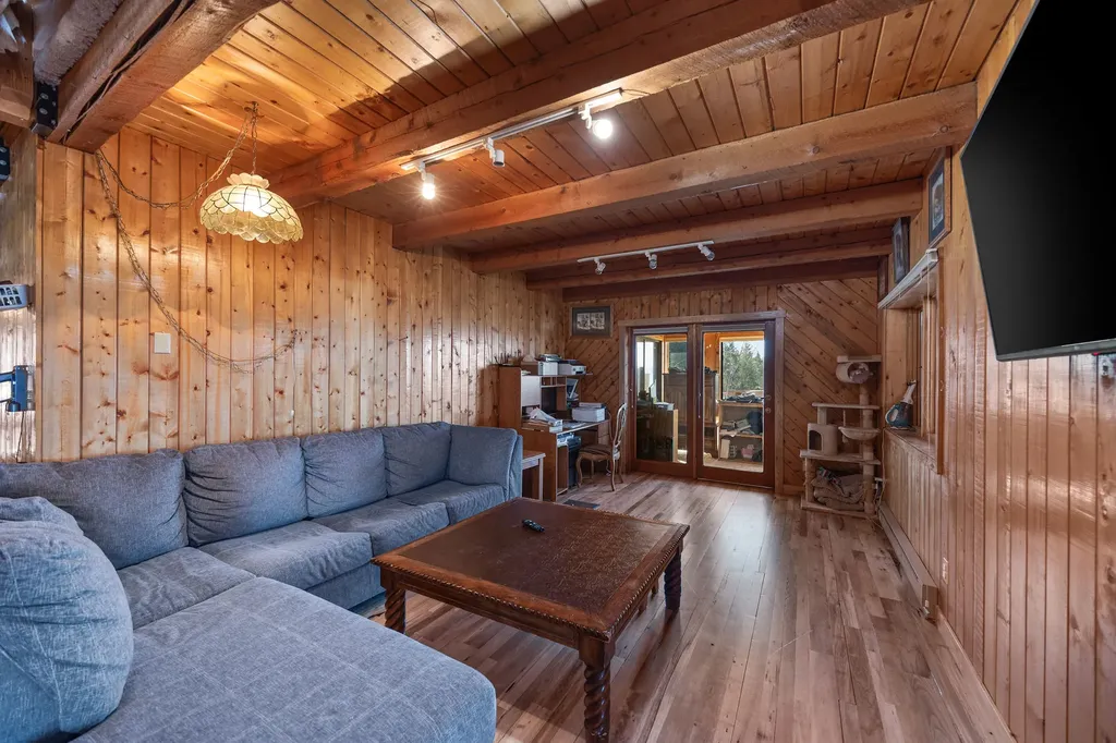 784 Pluid Road Eureka MT 59917