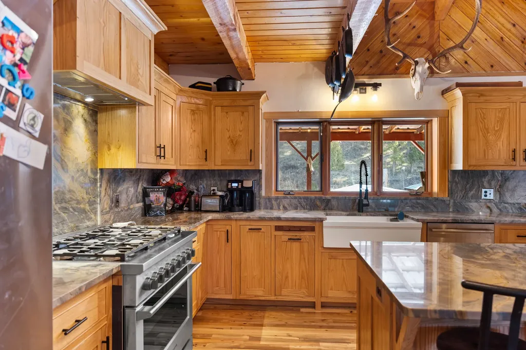 784 Pluid Road Eureka MT 59917