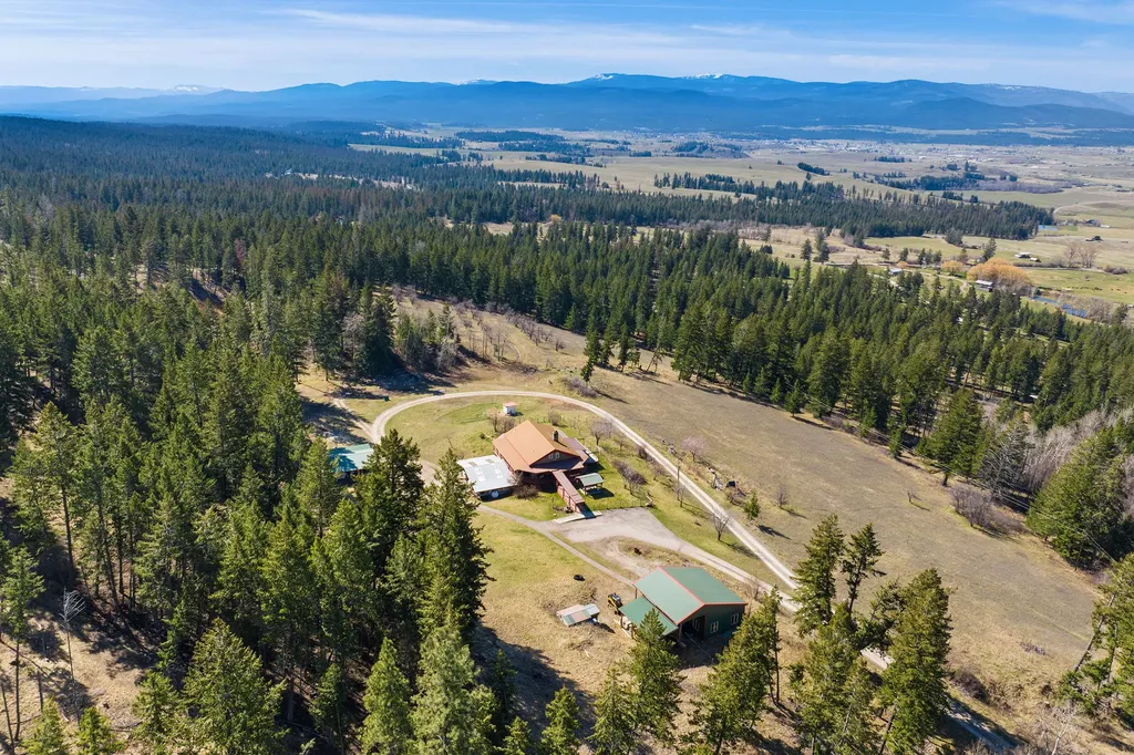 784 Pluid Road Eureka MT 59917