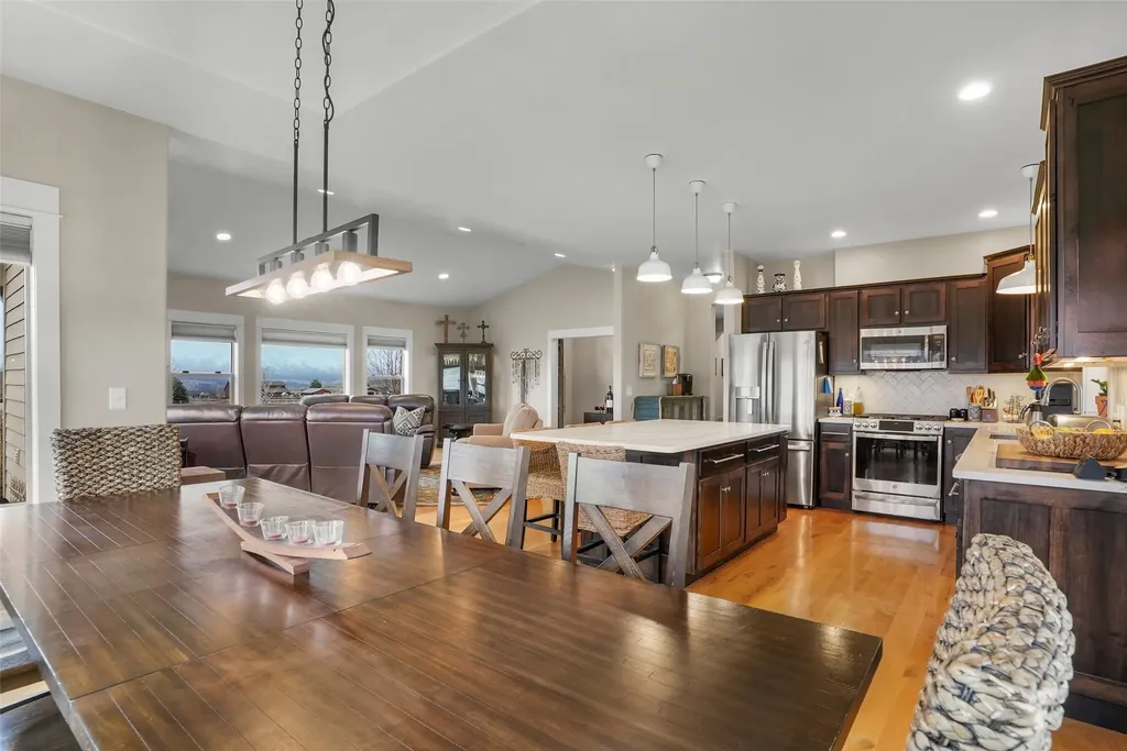 5618 Fairview Lane Florence MT 59833