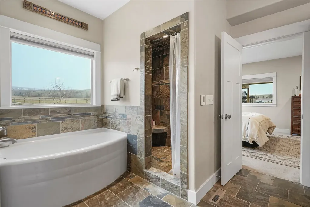 5618 Fairview Lane Florence MT 59833