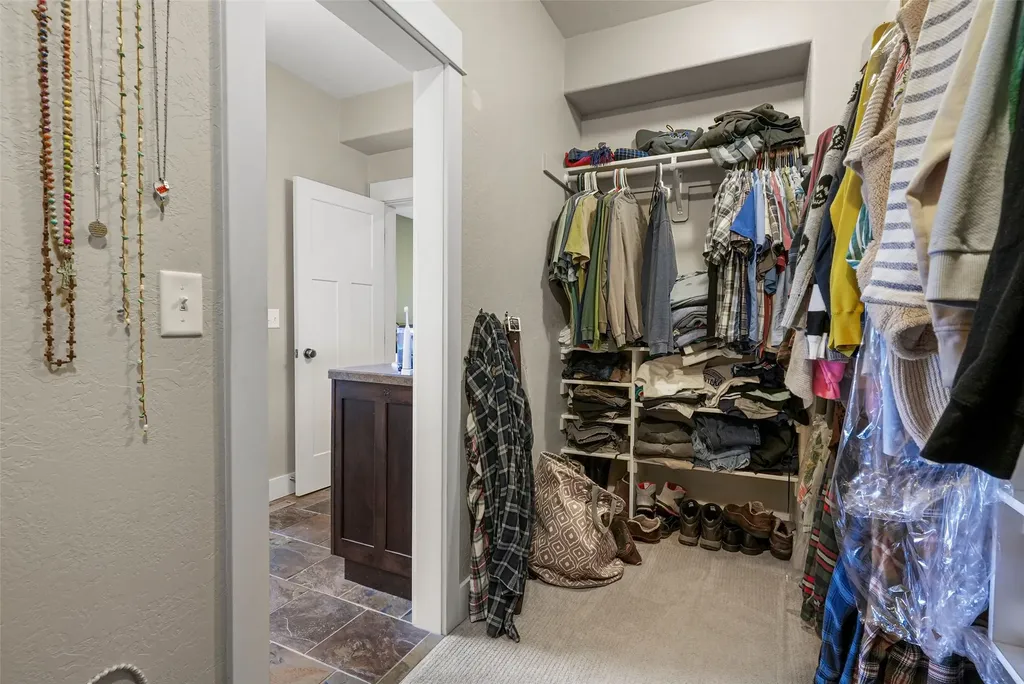 5618 Fairview Lane Florence MT 59833
