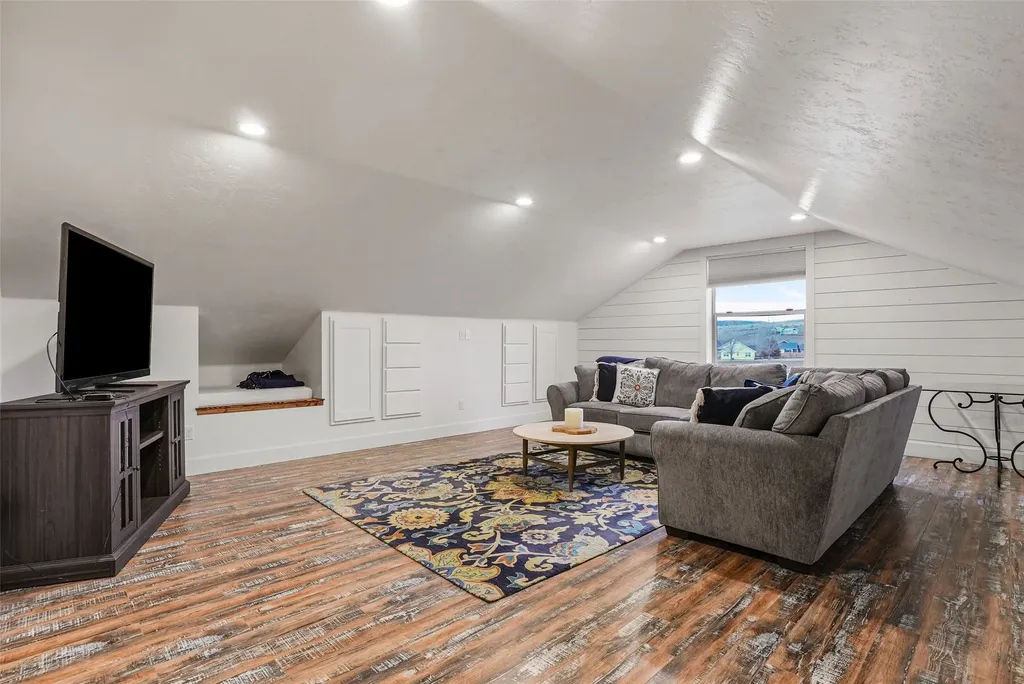 5618 Fairview Lane Florence MT 59833