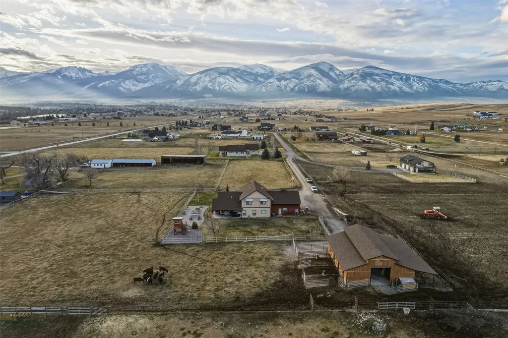 5618 Fairview Lane Florence MT 59833