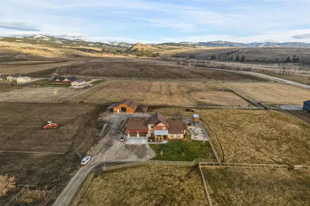 5618 Fairview Lane Florence MT 59833