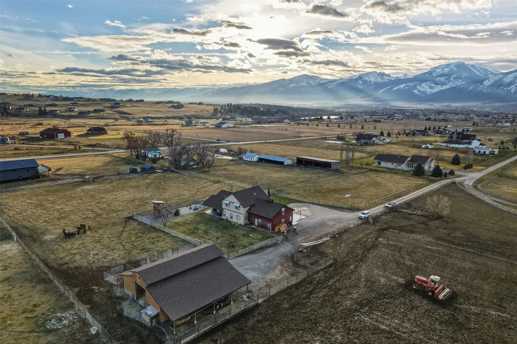 5618 Fairview Lane Florence MT 59833