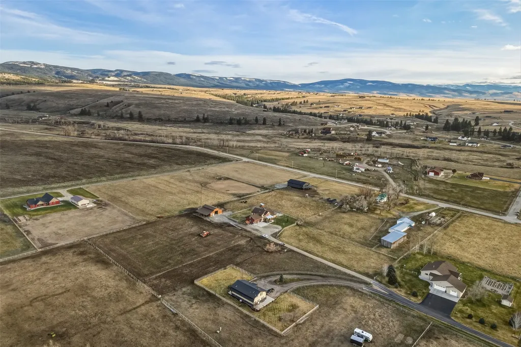 5618 Fairview Lane Florence MT 59833