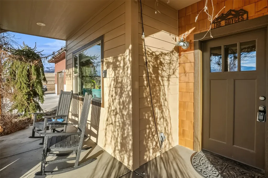 5618 Fairview Lane Florence MT 59833