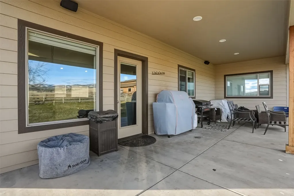 5618 Fairview Lane Florence MT 59833