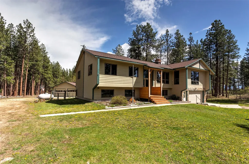 4020 Wakantanka Way Stevensville MT 59870