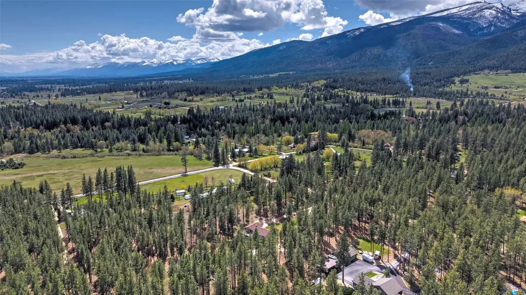 4020 Wakantanka Way Stevensville MT 59870