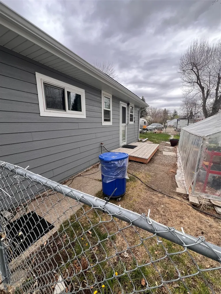 611 S Illinois Street Conrad MT 59425
