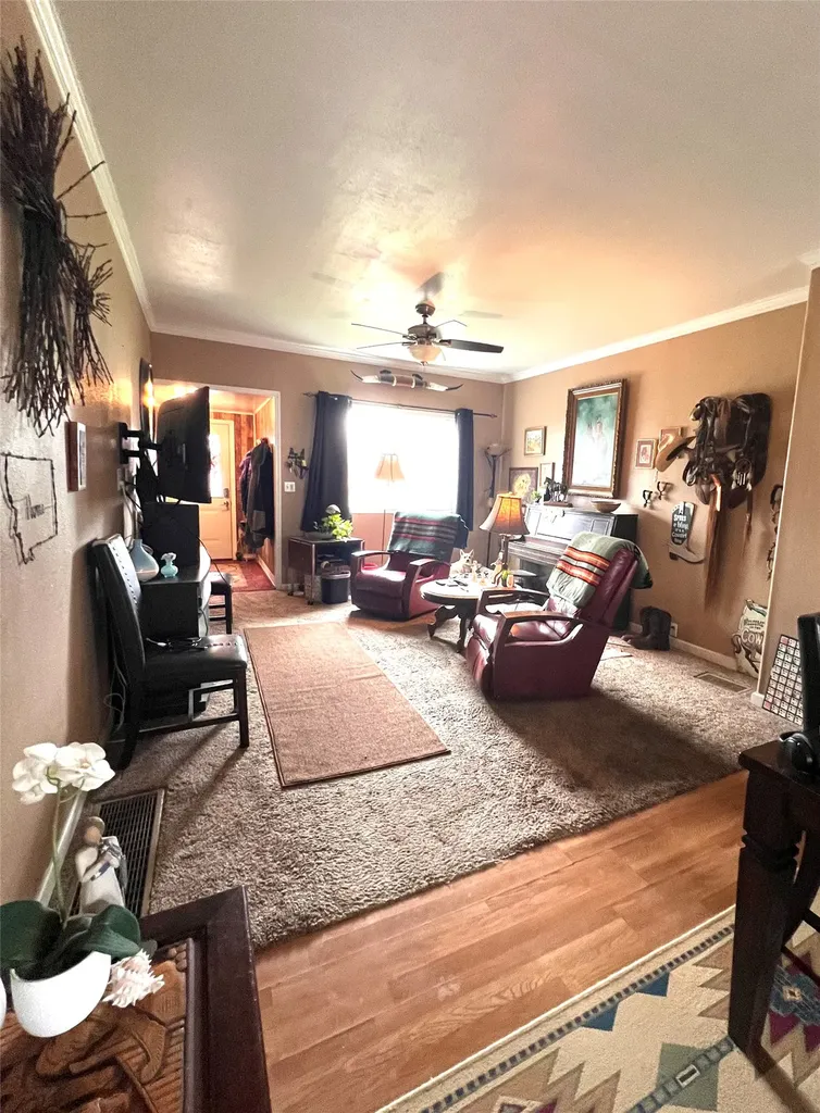 611 S Illinois Street Conrad MT 59425