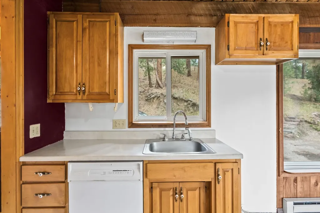 221 Warm Springs Creek Road Clancy MT 59634