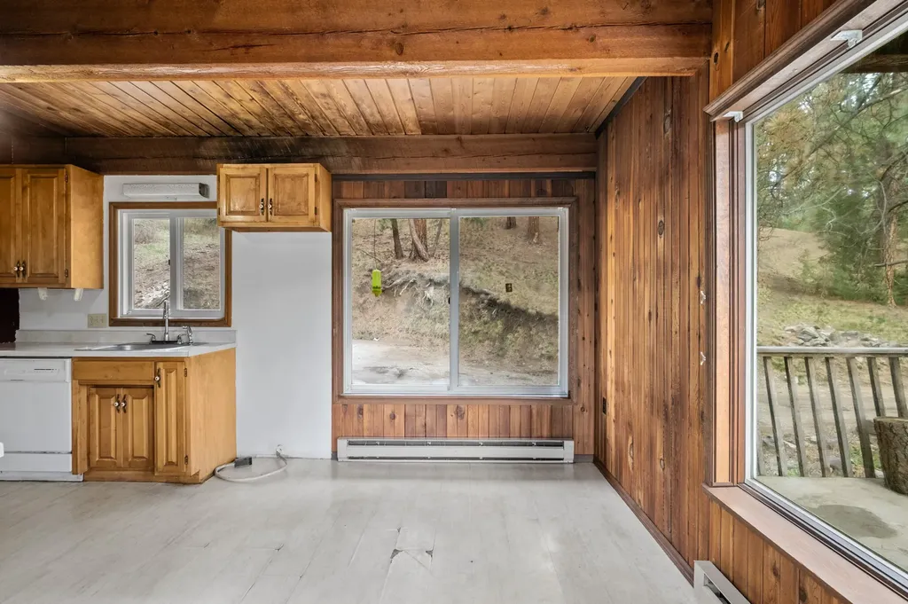 221 Warm Springs Creek Road Clancy MT 59634