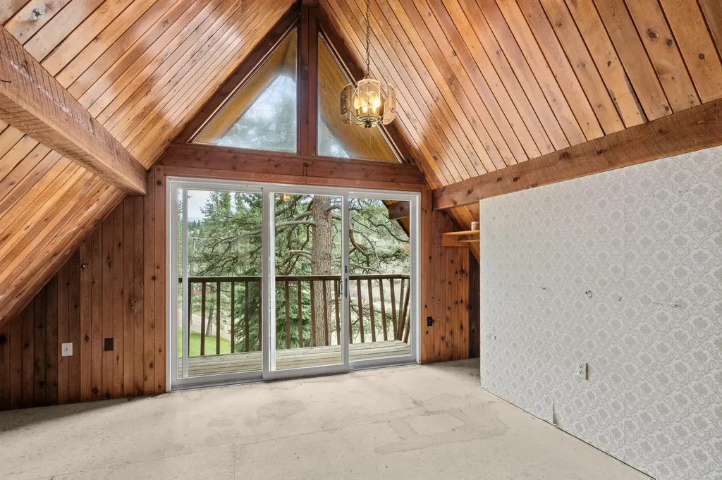 221 Warm Springs Creek Road Clancy MT 59634