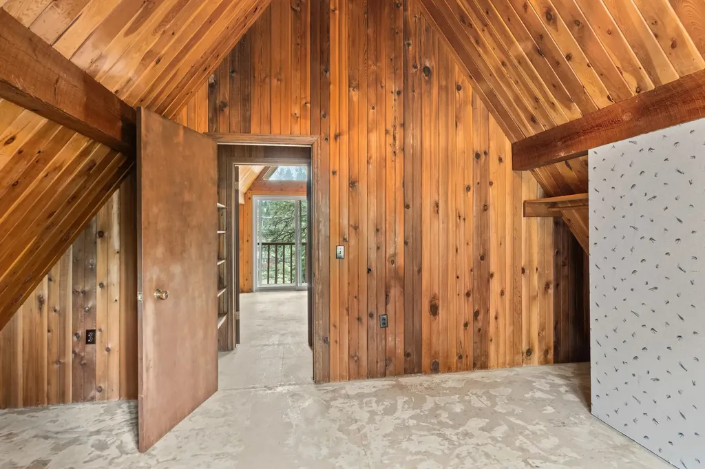 221 Warm Springs Creek Road Clancy MT 59634