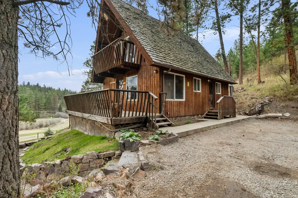 221 Warm Springs Creek Road Clancy MT 59634