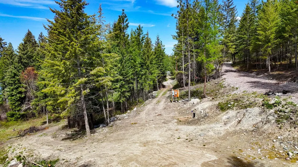 33065 E Bay Lane Polson MT 59860