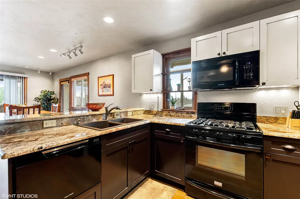 425 Grand Drive Bigfork MT 59911
