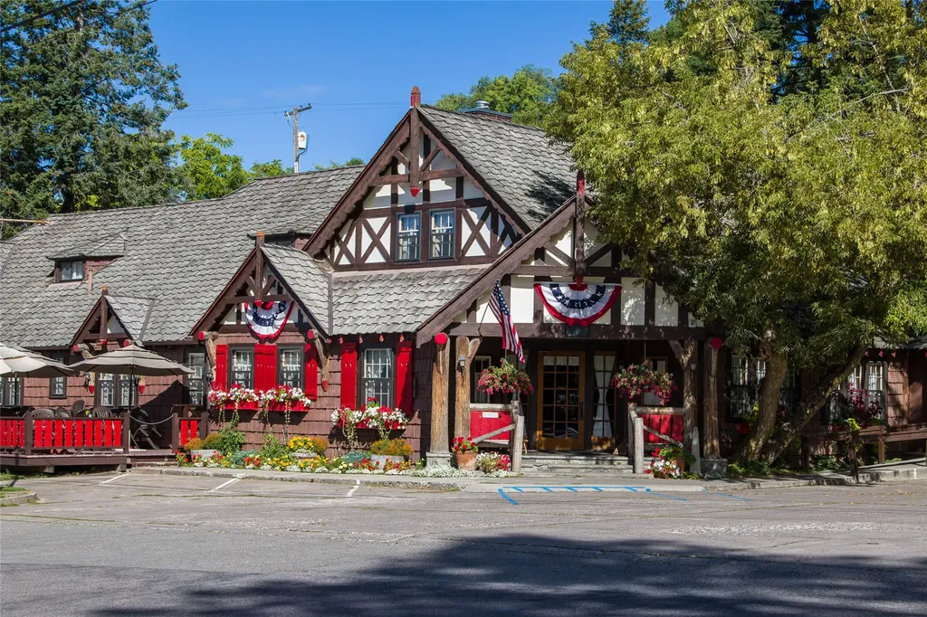 425 Grand Drive Bigfork MT 59911