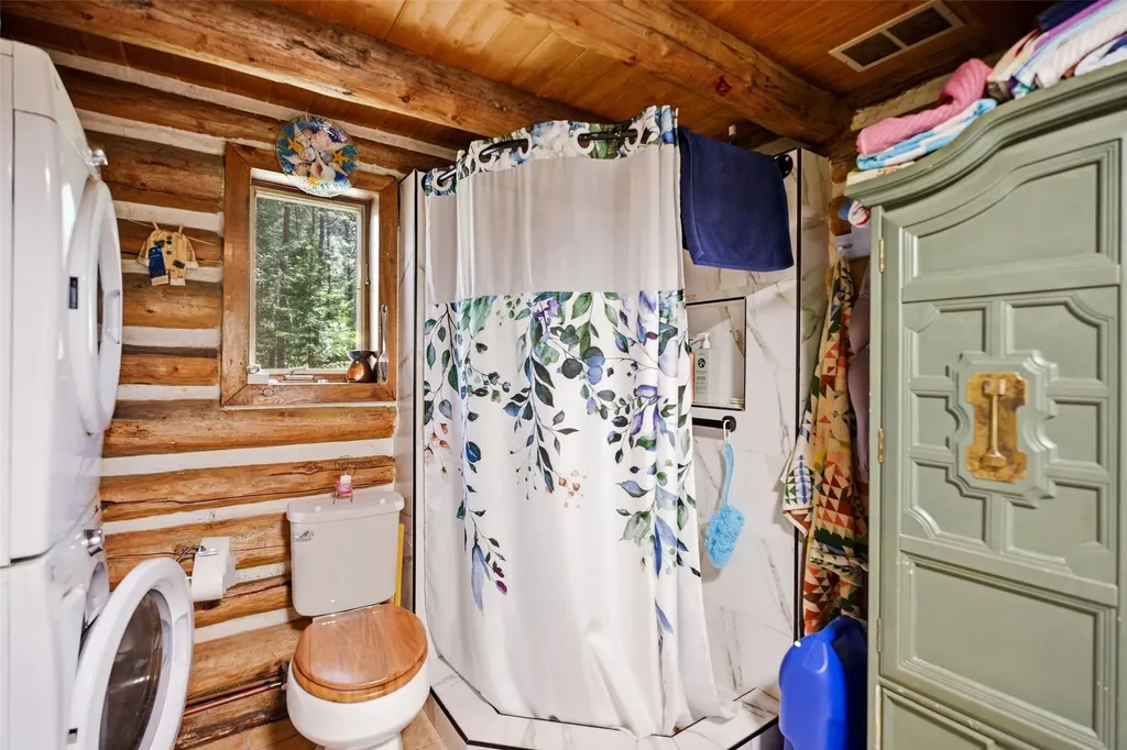 18225 Violet Lane Bonner MT 59823