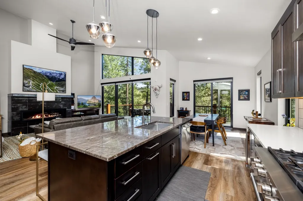 327 Gleneagles Trail Columbia Falls MT 59912