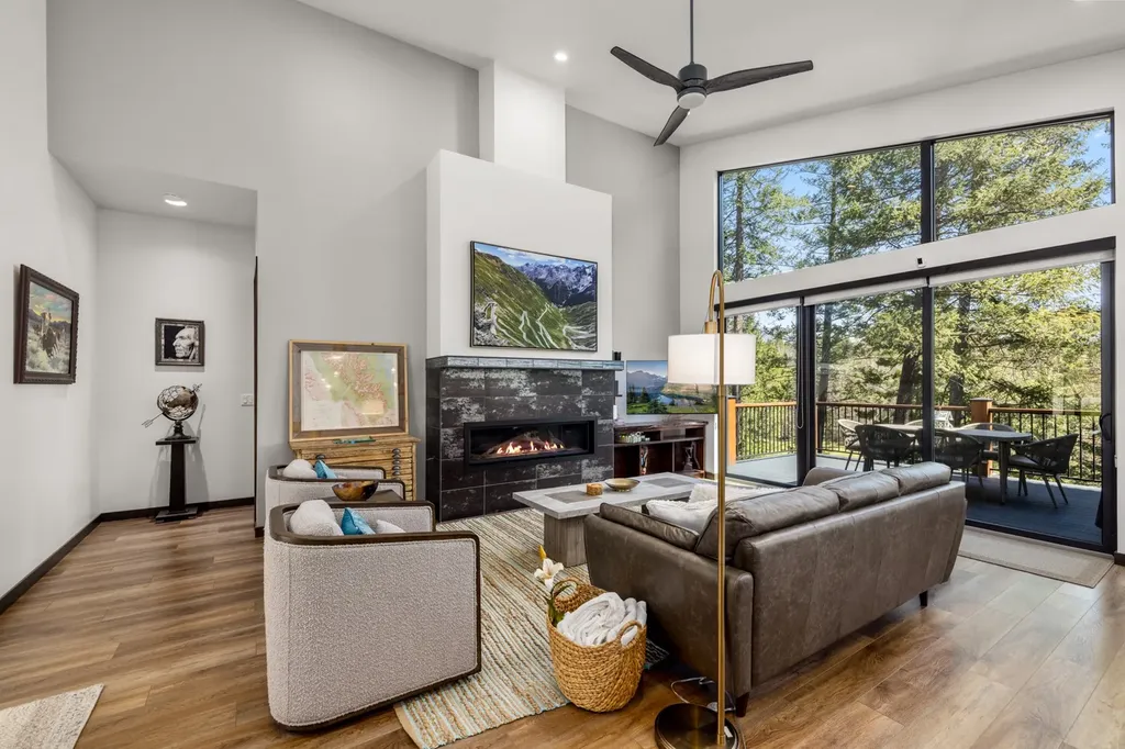 327 Gleneagles Trail Columbia Falls MT 59912