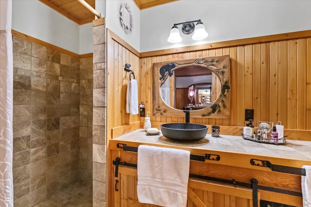 192 Crystal Lakes Drive Eureka MT 59917