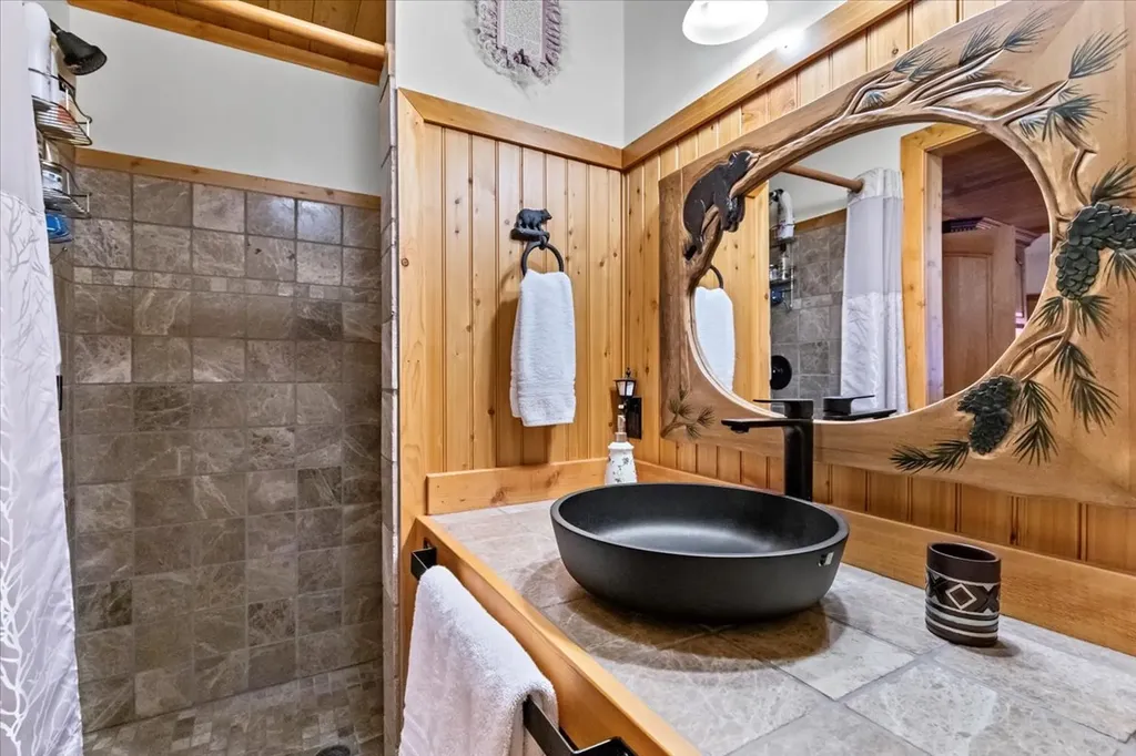 192 Crystal Lakes Drive Eureka MT 59917