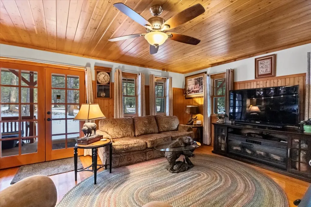 192 Crystal Lakes Drive Eureka MT 59917