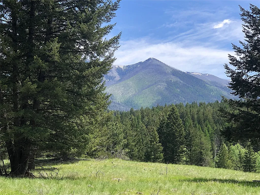 192 Crystal Lakes Drive Eureka MT 59917