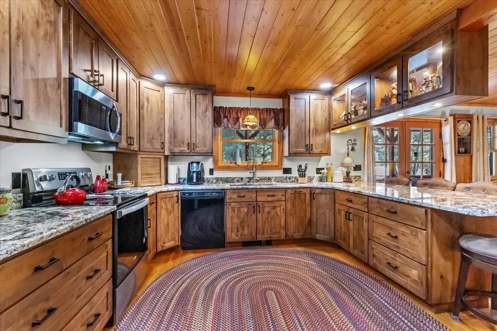 192 Crystal Lakes Drive Eureka MT 59917