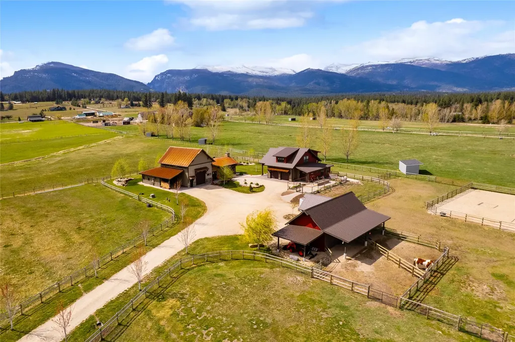 1447 Crowfoot Lane Victor MT 59875