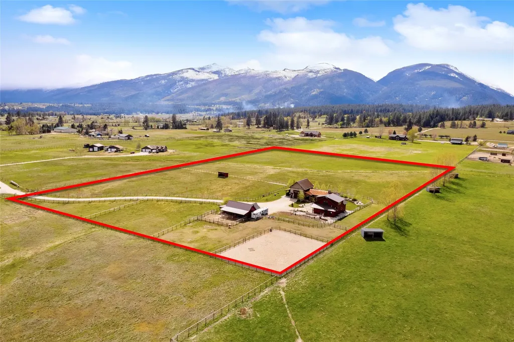 1447 Crowfoot Lane Victor MT 59875