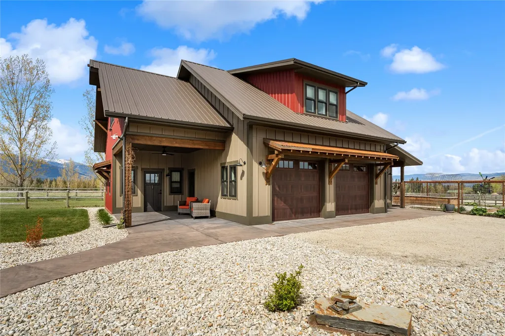 1447 Crowfoot Lane Victor MT 59875