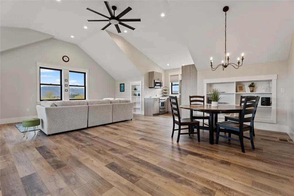 1447 Crowfoot Lane Victor MT 59875