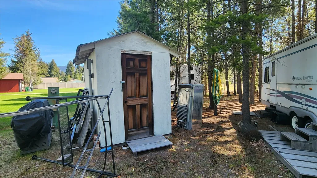 834 Bitterroot Drive Marion MT 59925