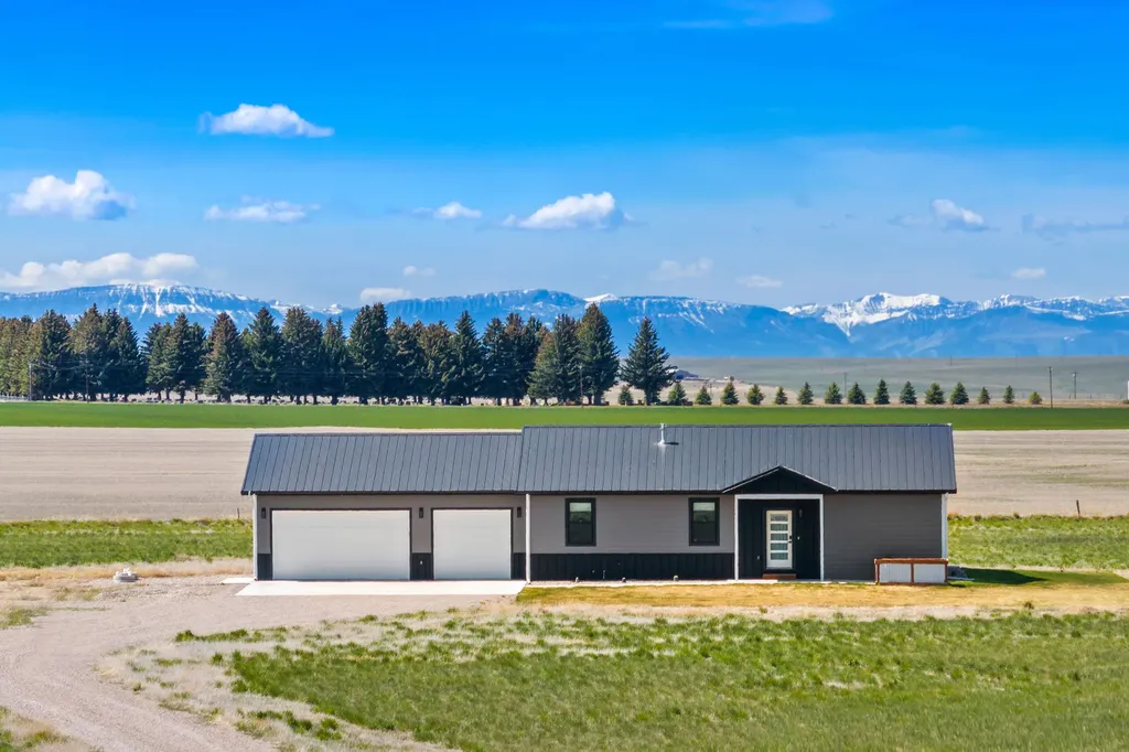 46 Country Squires Lane Fairfield MT 59436
