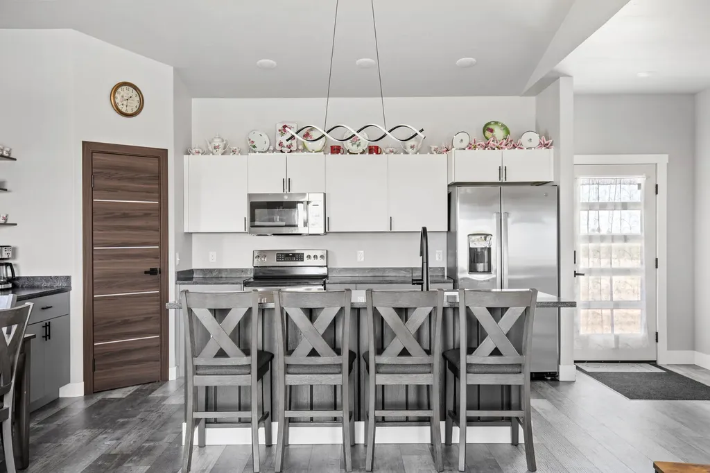 46 Country Squires Lane Fairfield MT 59436