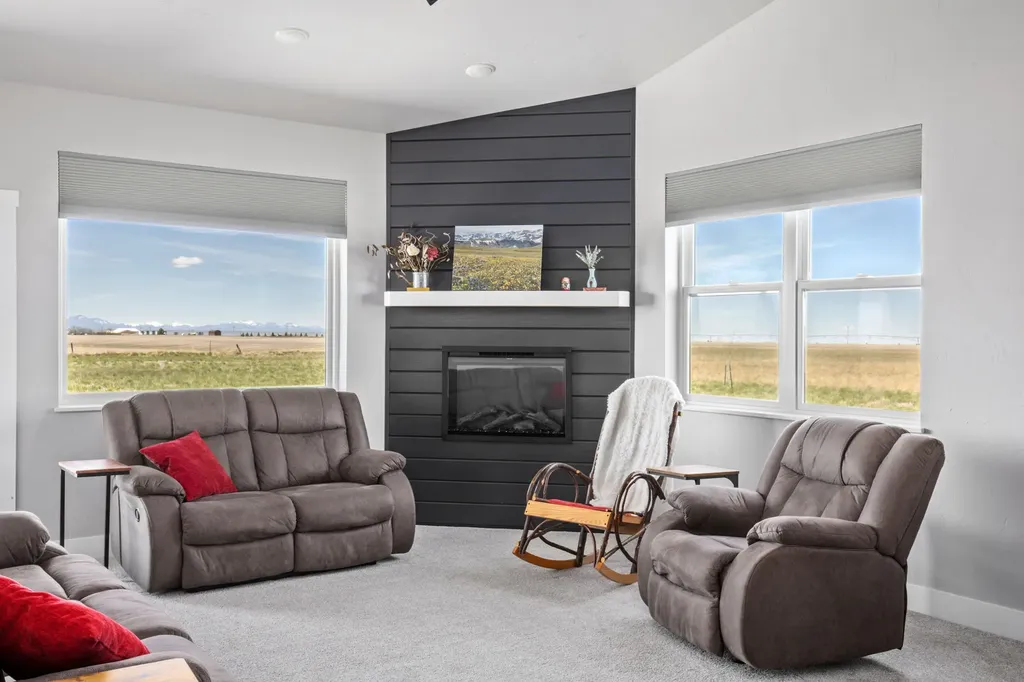 46 Country Squires Lane Fairfield MT 59436