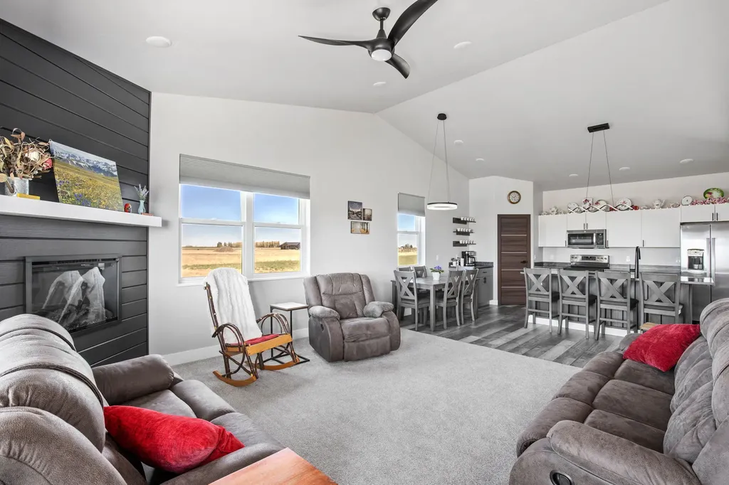 46 Country Squires Lane Fairfield MT 59436