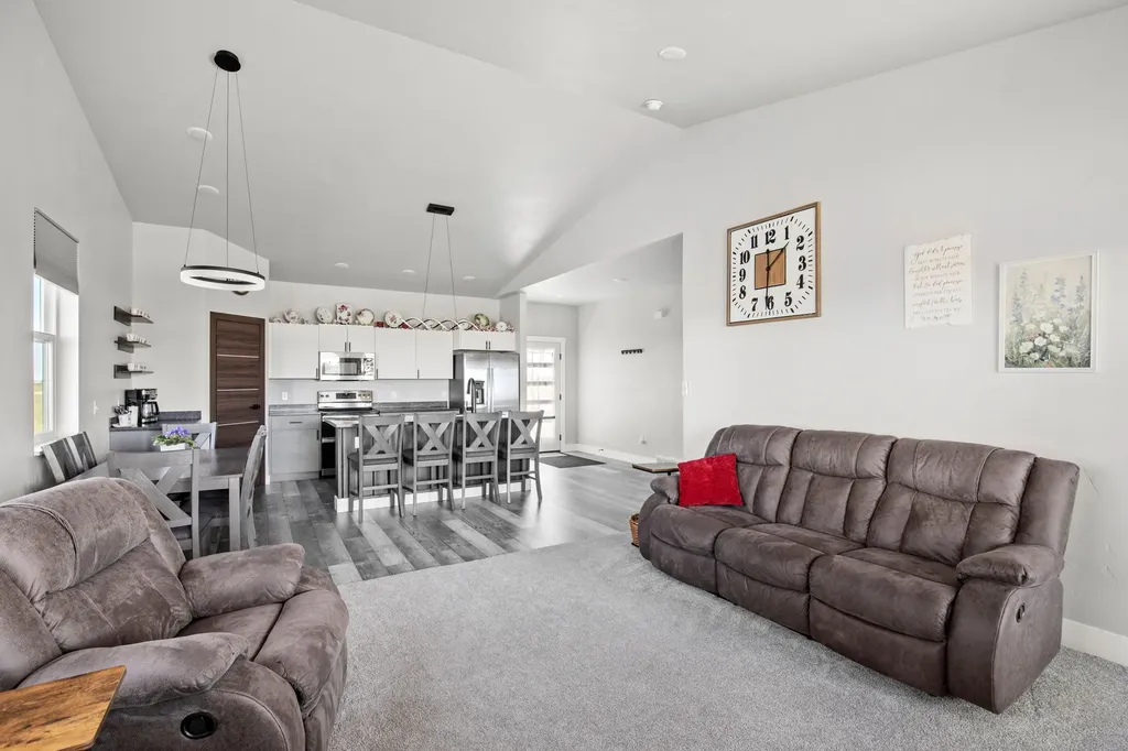 46 Country Squires Lane Fairfield MT 59436