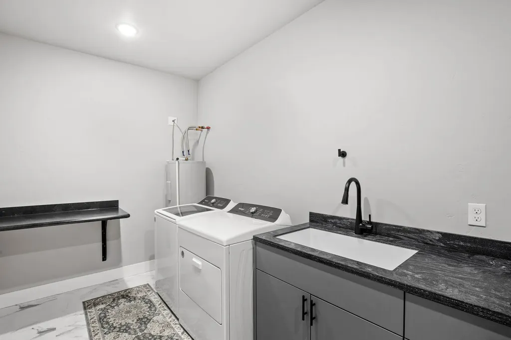 46 Country Squires Lane Fairfield MT 59436