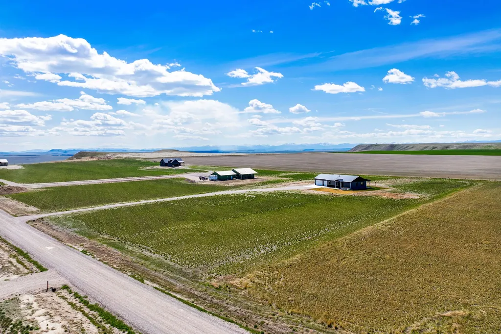 46 Country Squires Lane Fairfield MT 59436