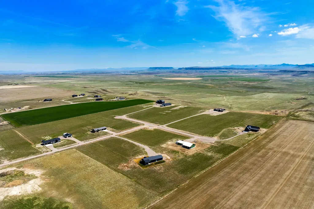 46 Country Squires Lane Fairfield MT 59436