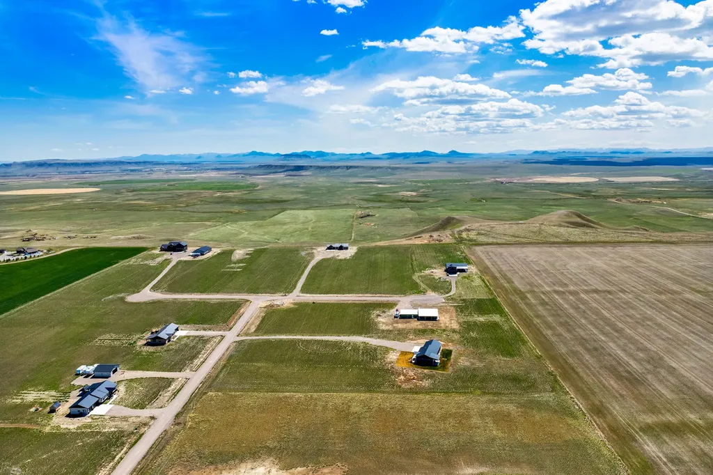 46 Country Squires Lane Fairfield MT 59436