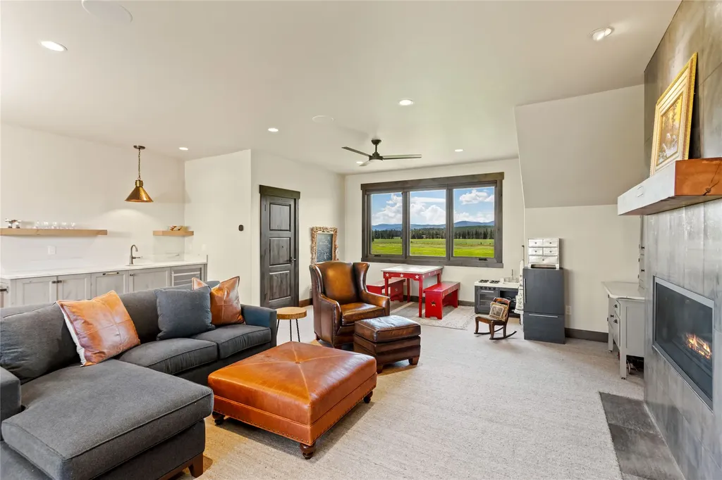 2046 Spring Prairie Ranch Road Whitefish MT 59937